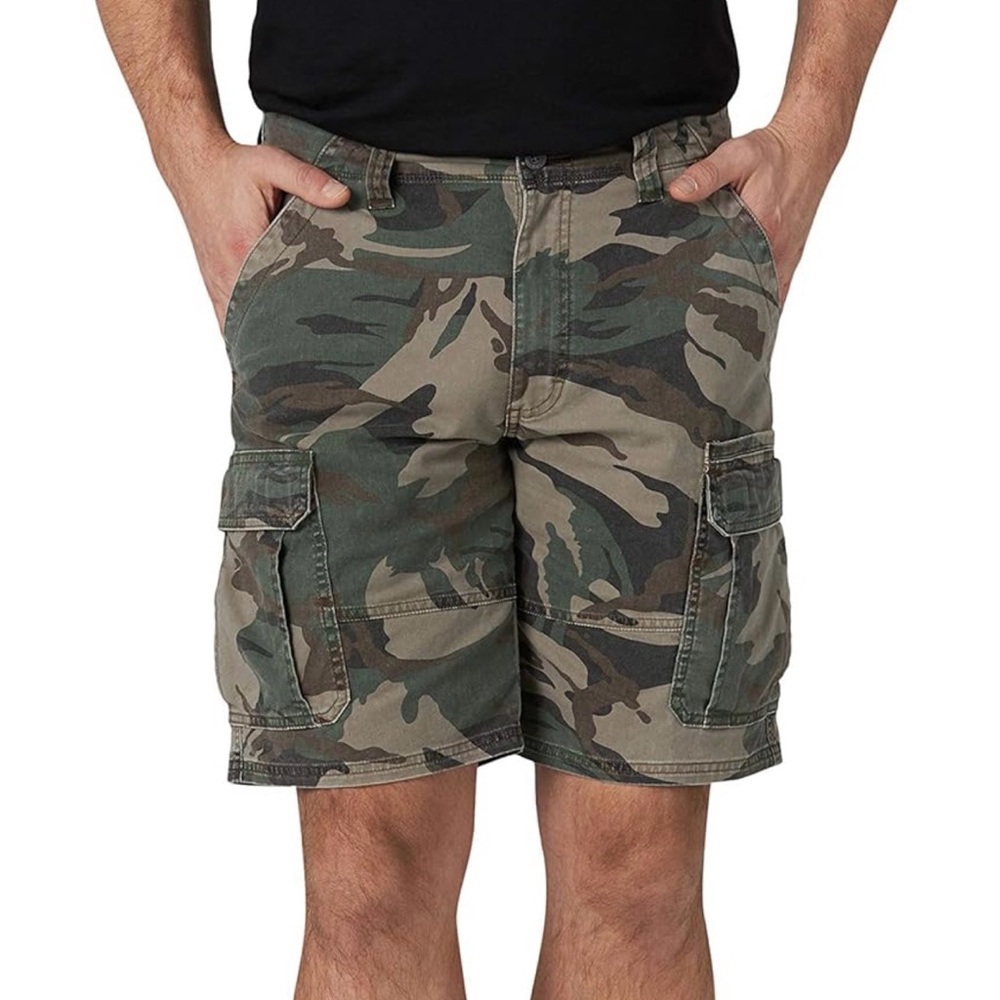 Wrangler Men's Green Camouflage Cargo Shorts